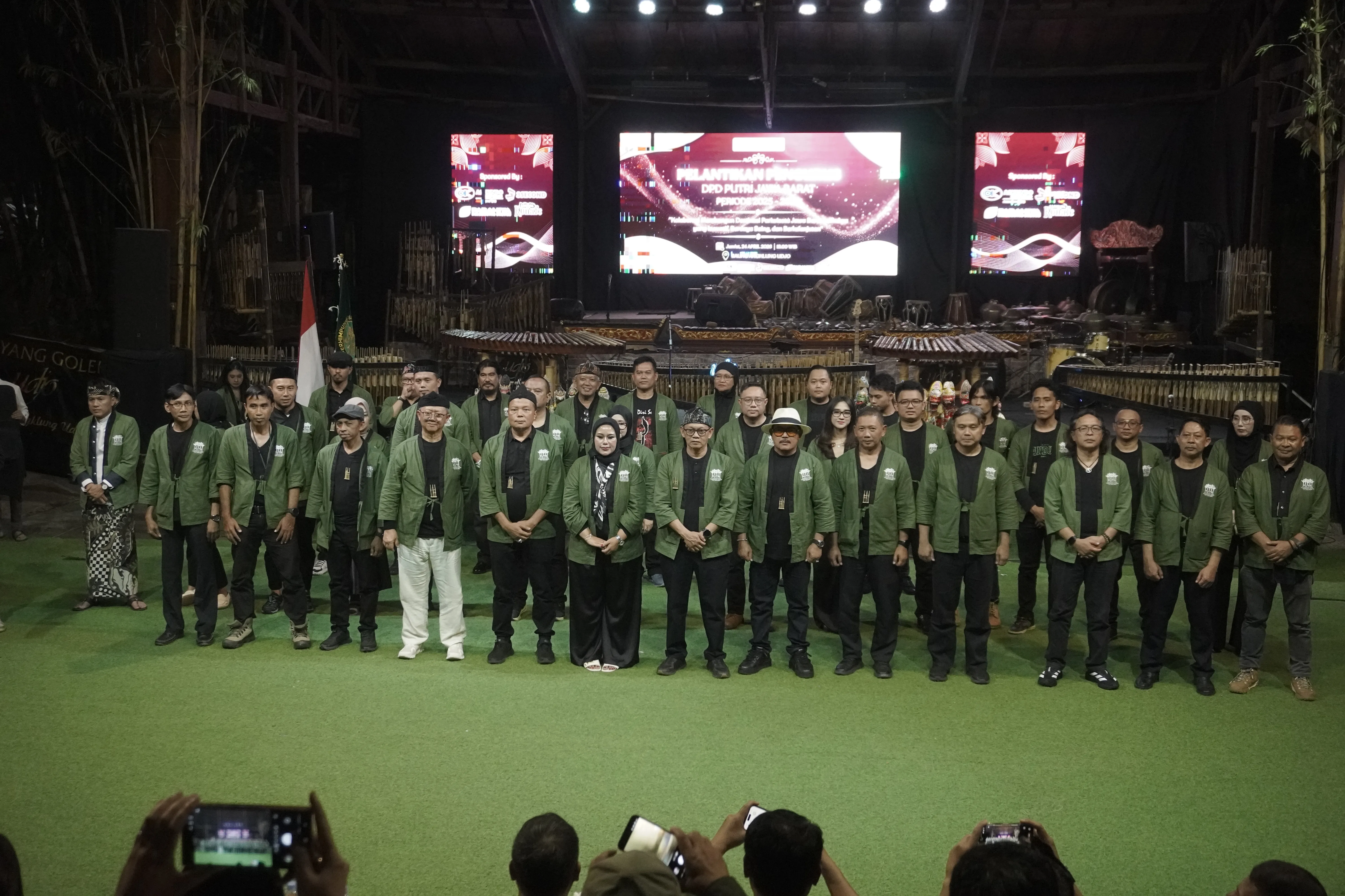 Pelantikan Pengurus Baru DPD PUTRI Jabar 2025-2029 Digelar di Saung Angklung Udjo